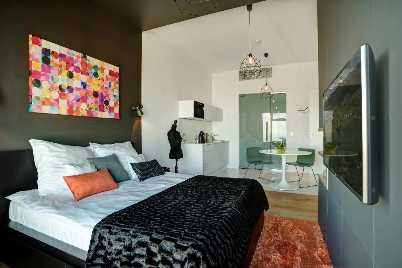 30Th+ Floor Apartments In Sky Tower Wrocław Polen