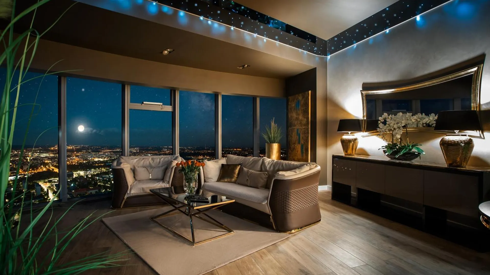30Th+ Floor Apartments In Sky Tower Vratislav