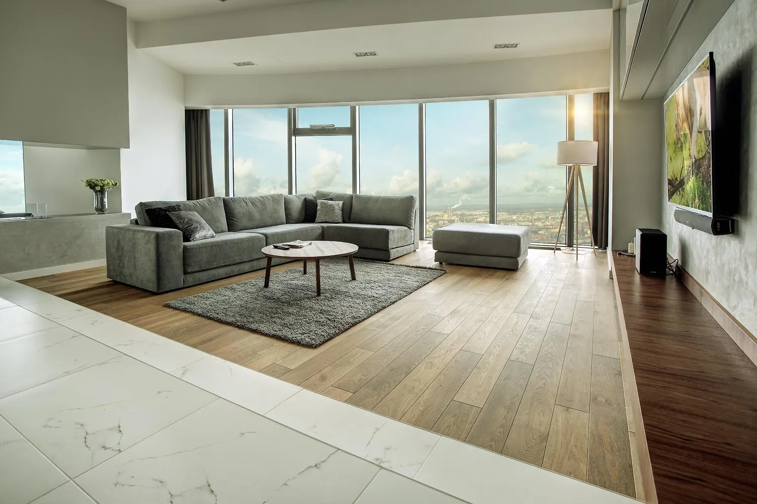 30Th+ Floor Apartments In Sky Tower Vratislav Polsko