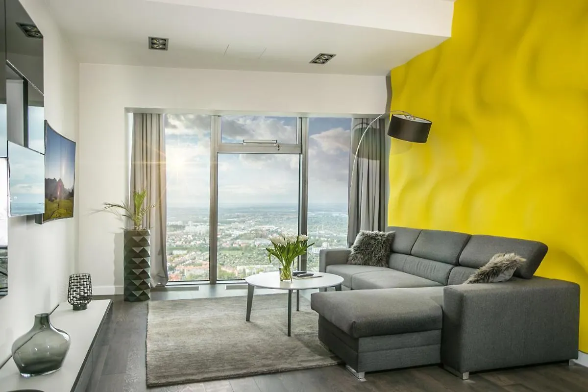 30Th+ Floor Apartments In Sky Tower Vratislav 0*,  Polsko