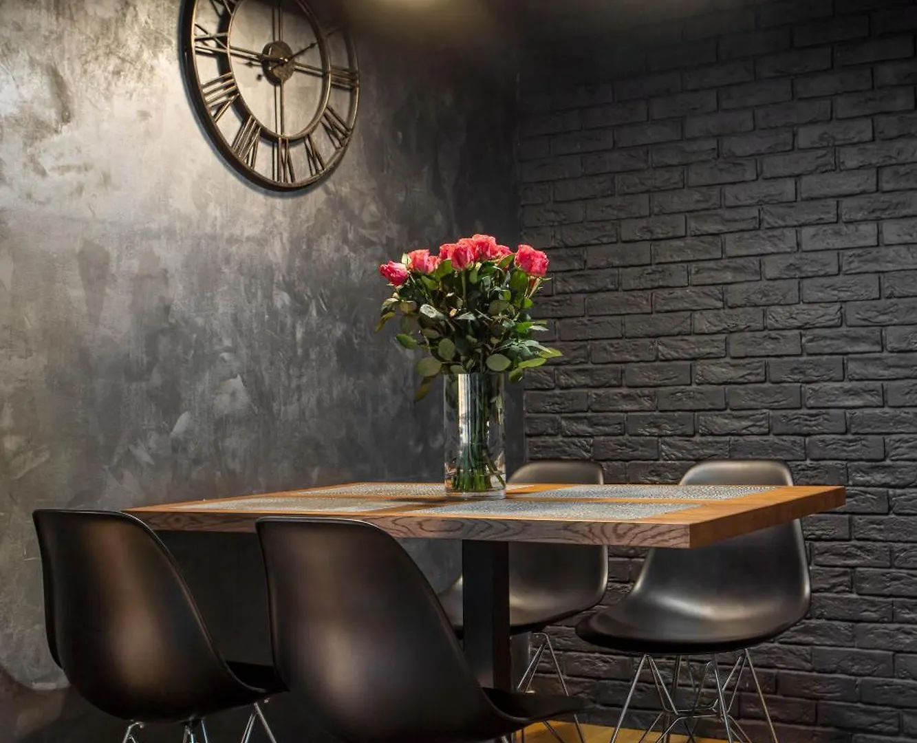 30Th+ Floor Apartments In Sky Tower Vratislav