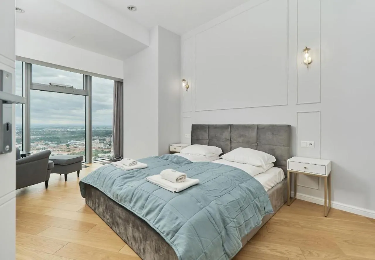 30Th+ Floor Apartments In Sky Tower Вроцлав